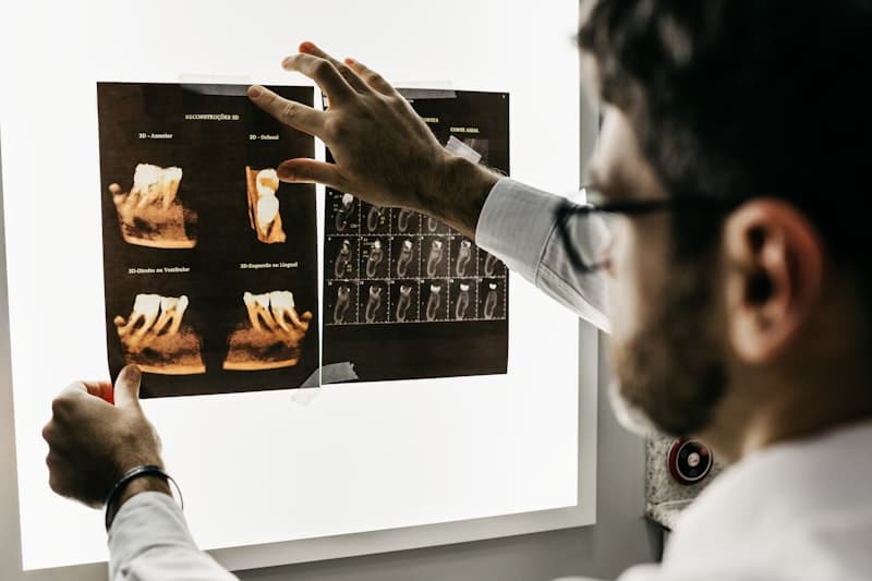 Why the 10th dentist is always the lone dissenter among sycophants
